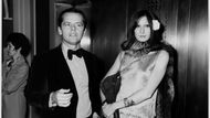 Jack Nicholson and Anjelica Huston at the 31st Annual Golden Globe Awards (Image via Golden Globes)